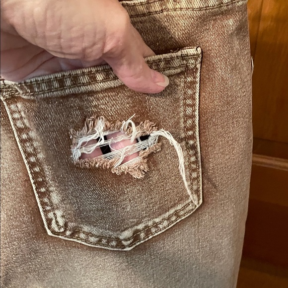 💸💸💸BOGOHO 💸💸💸Distressed Tan Women's Jeans-10 - Picture 8 of 10